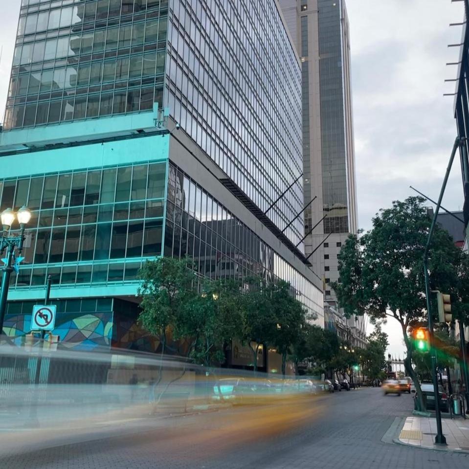 The Park Hotel Guayaquil Exterior photo
